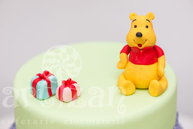 Tort cu Winnie the Pooh 1