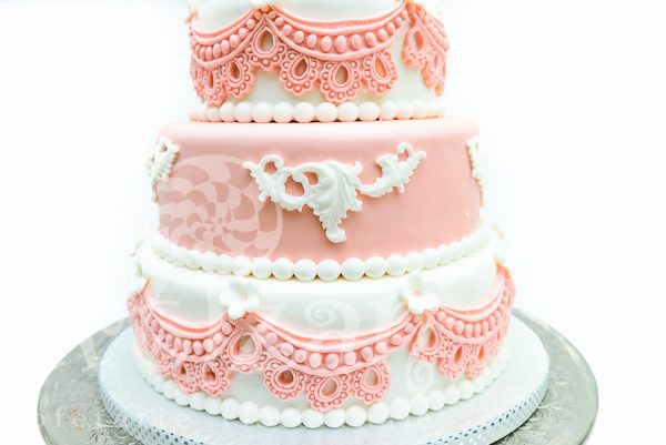 Tort de Botez "Carusel" - imagine 2