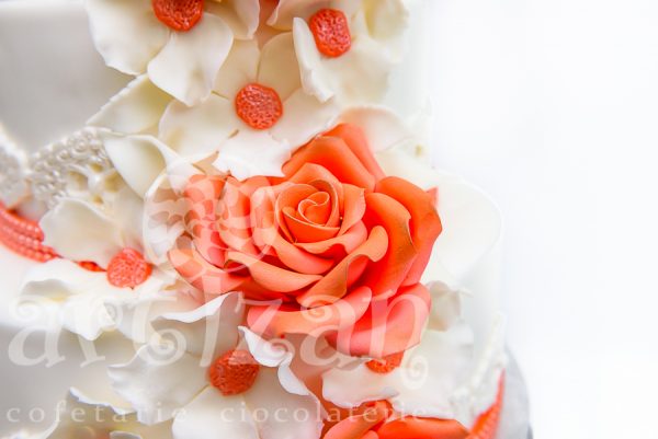 Tort de nunta "Coral" - imagine 6