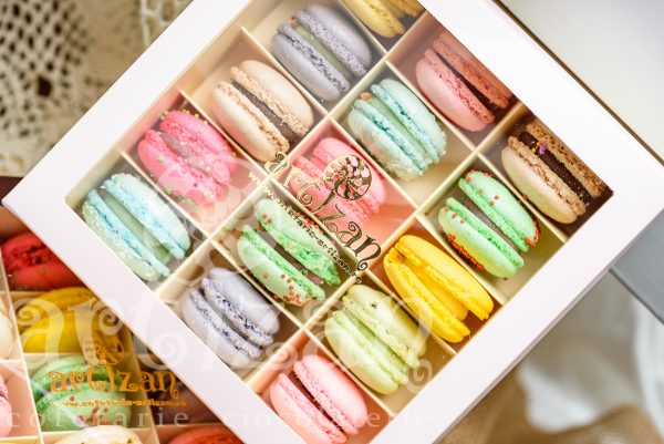 Cutiuțe cu macarons - imagine 4