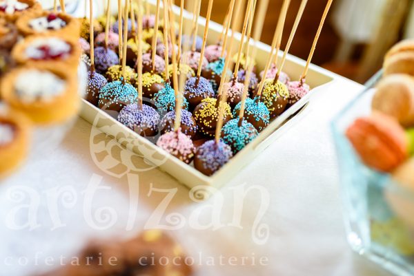 Cake pops - imagine 10