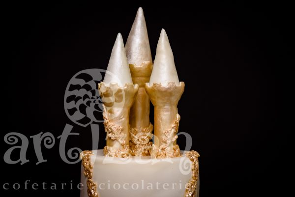 Tort de nunta "CETATE" - imagine 3