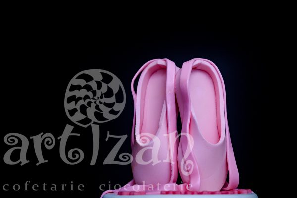 Tort Aniversar "Balerina" - imagine 3