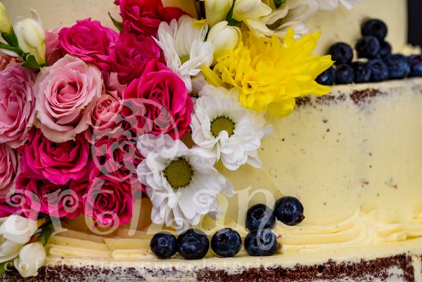 Tort de Nunta "Naked" - imagine 5