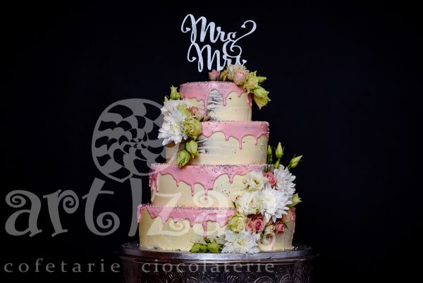 Tort de Nunta "Naked Glaze"