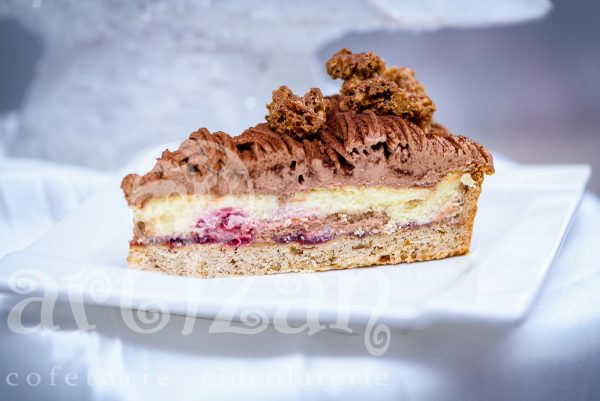 Tarta cu zmeura, nuci, cafea si ciocolata