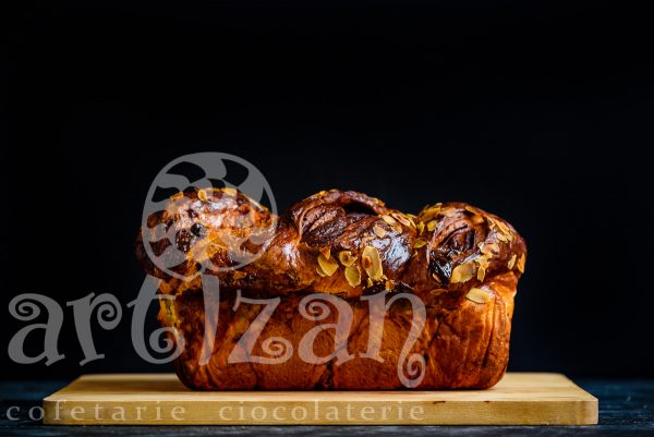 Cozonac cu ciocolata si caramel - imagine 2