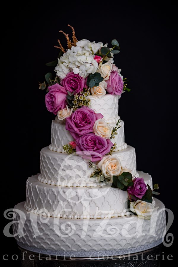 Tort de Nunta "Flori & Dantela" - imagine 2