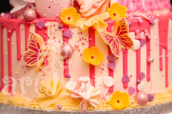 Tort de Botez "Hello Kitty" - imagine 5