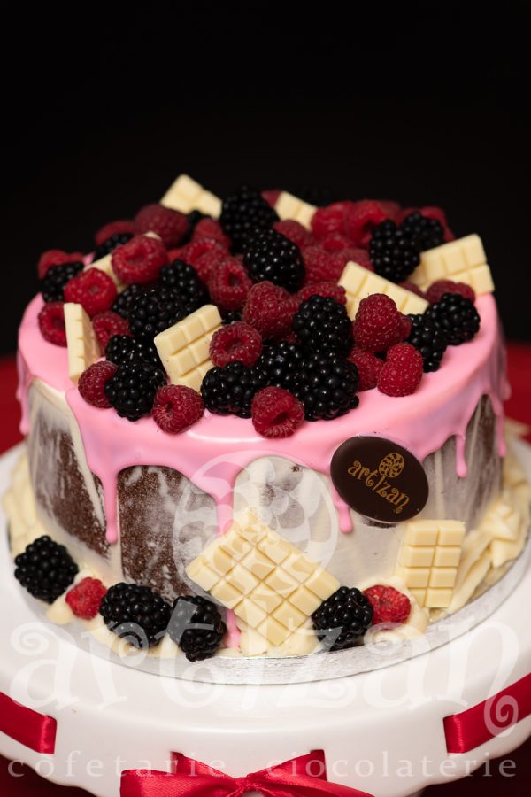 Tort "Fantezie & Fructe de padure" - imagine 2