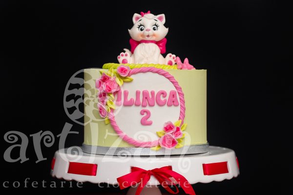 Tort Aniversar "Ilinca"