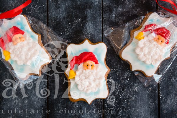 Turtă dulce decorată - Ediţie de Crăciun