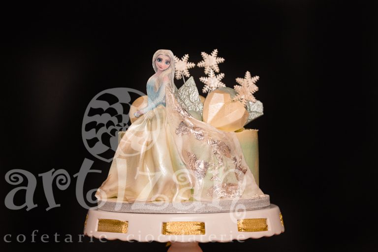 Tort Aniversar „Elsa”