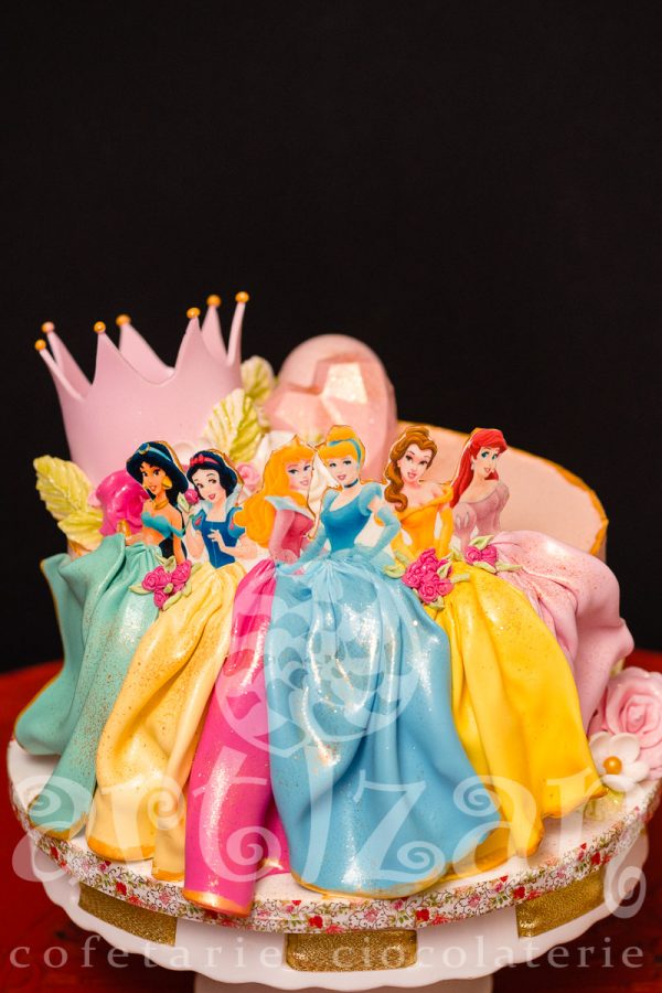 Tort Aniversar "Intalnirea Printeselor" - imagine 2