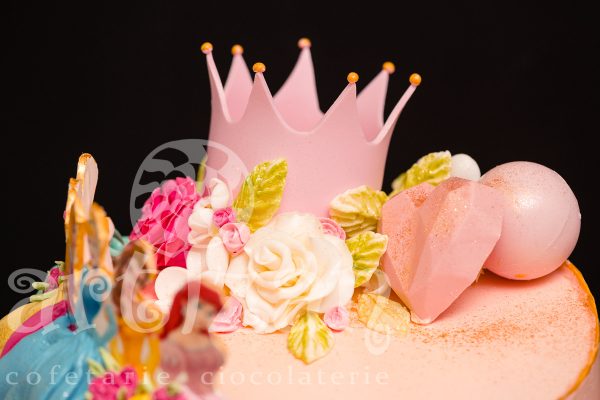 Tort Aniversar "Intalnirea Printeselor" - imagine 3