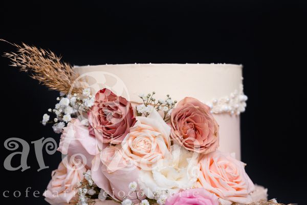 Tort de Nunta "Rose Affair" - imagine 4