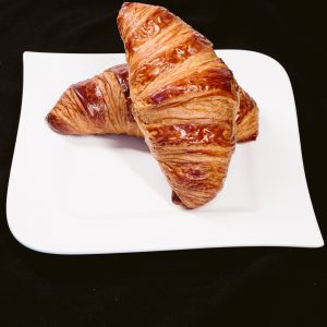 Croissant cu unt